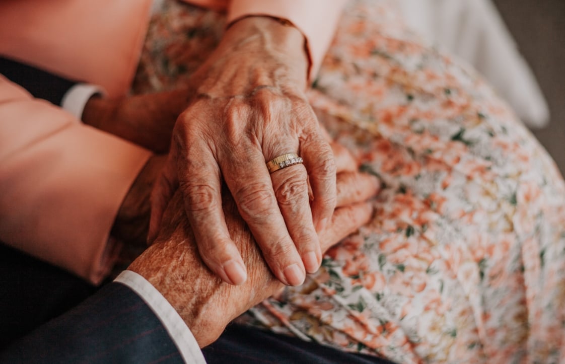 Noces de platine : les cadeaux parfaits pour fêter 75 ans de mariage